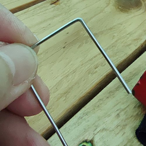 Mei Tan's Bending Wire to A Tight 90-Degree Bend - Before and After, General Education, Tools, , This bend is achieved using vise and hammering